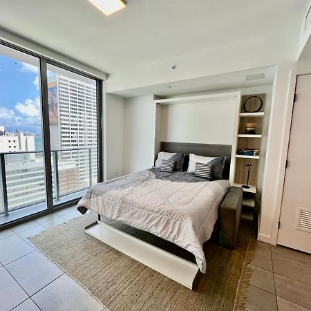 Spacious Studio In The Heart Of Downtown Miami Apartment ภายนอก รูปภาพ