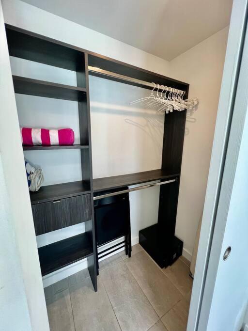 Spacious Studio In The Heart Of Downtown Miami Apartment ภายนอก รูปภาพ