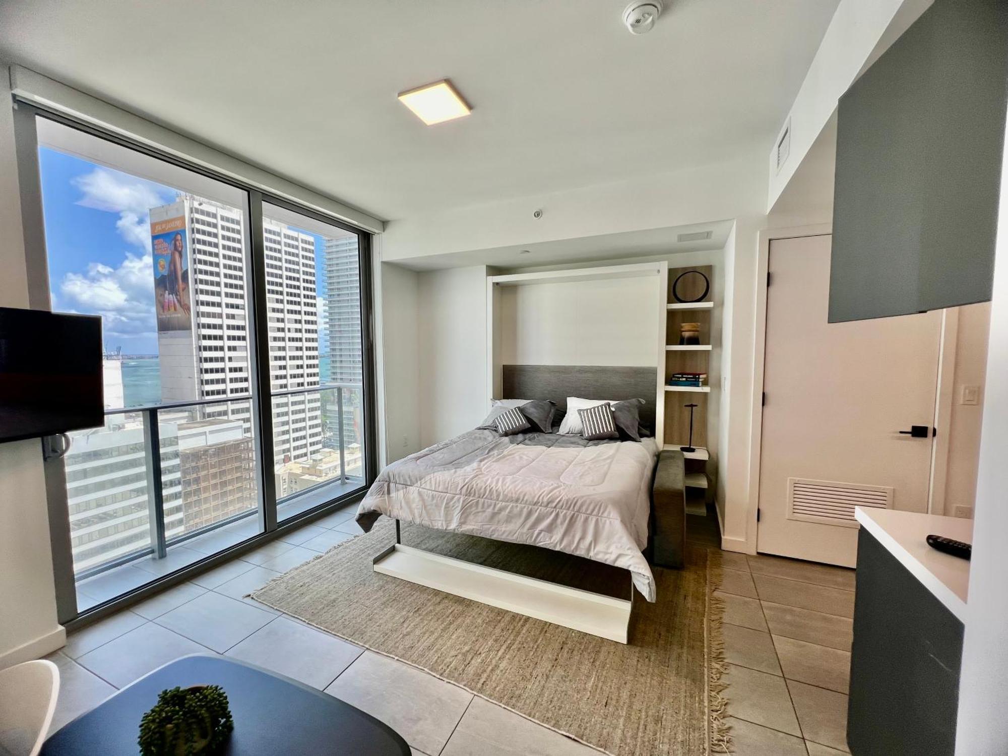 Spacious Studio In The Heart Of Downtown Miami Apartment ภายนอก รูปภาพ