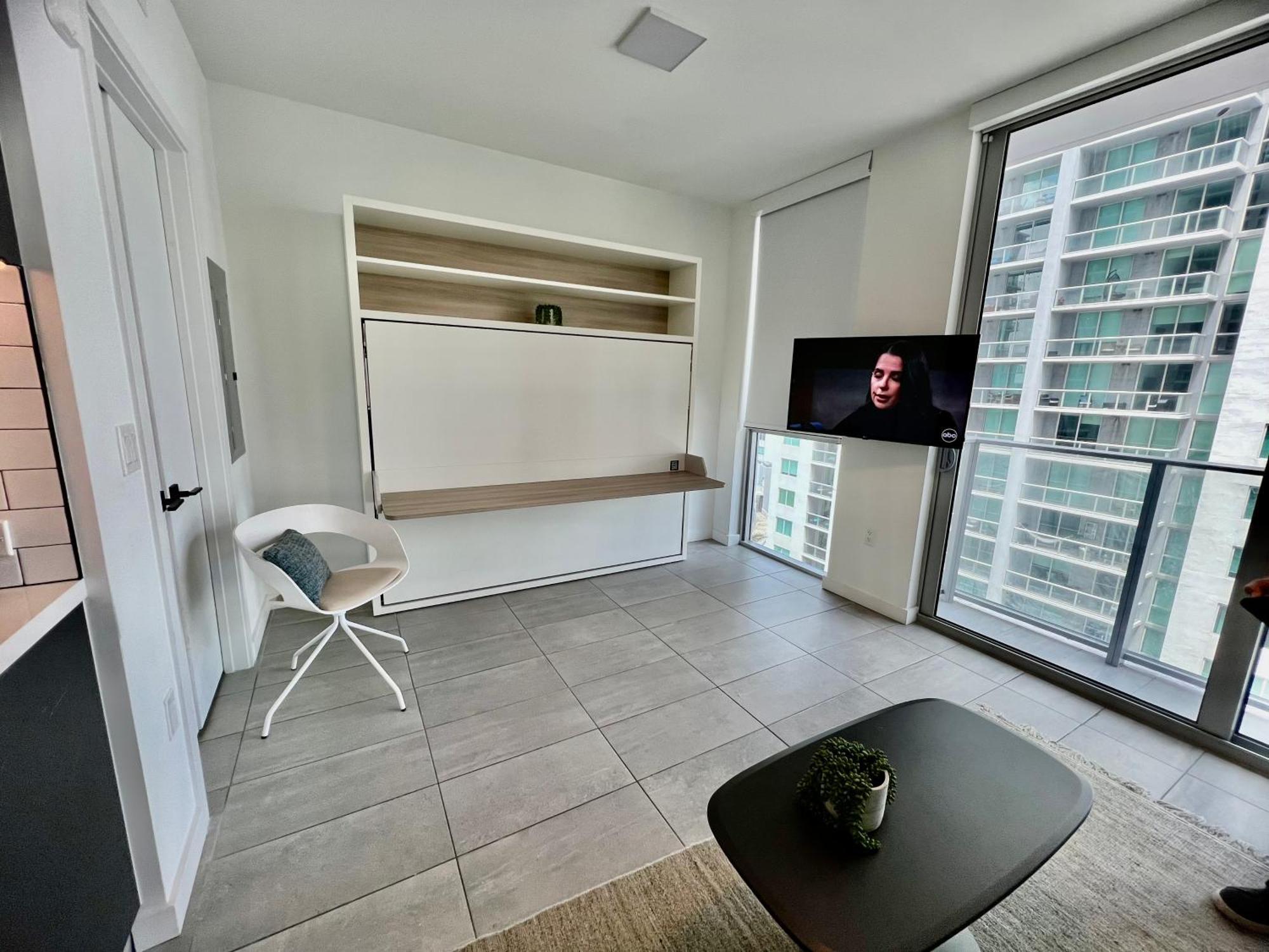 Spacious Studio In The Heart Of Downtown Miami Apartment ภายนอก รูปภาพ